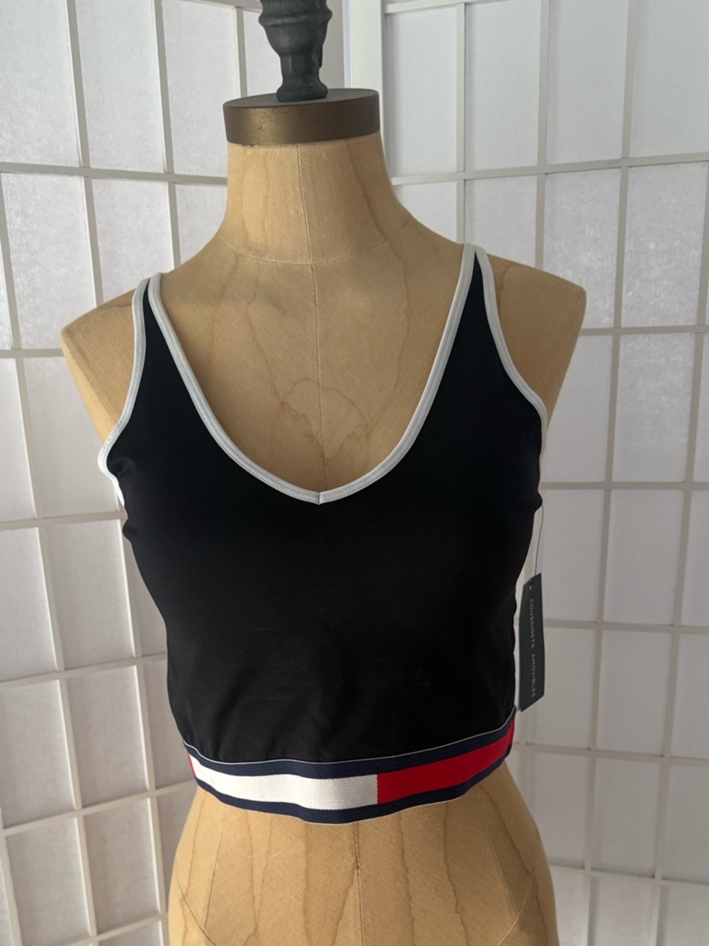 Tommy Hilfiger Sport Black Cropped Tank Top Strappy Back Size L NWT